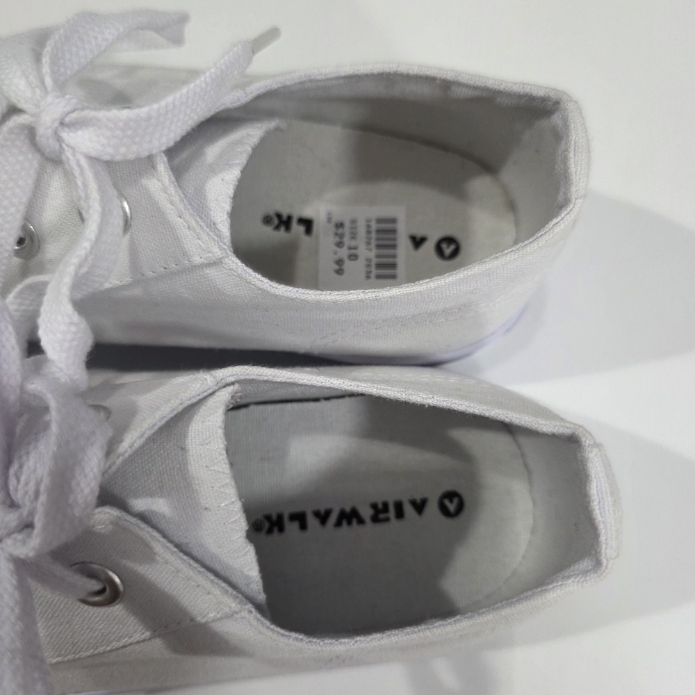 Classic White Canvas Low-Top Sneakers - Picture 8 of 10